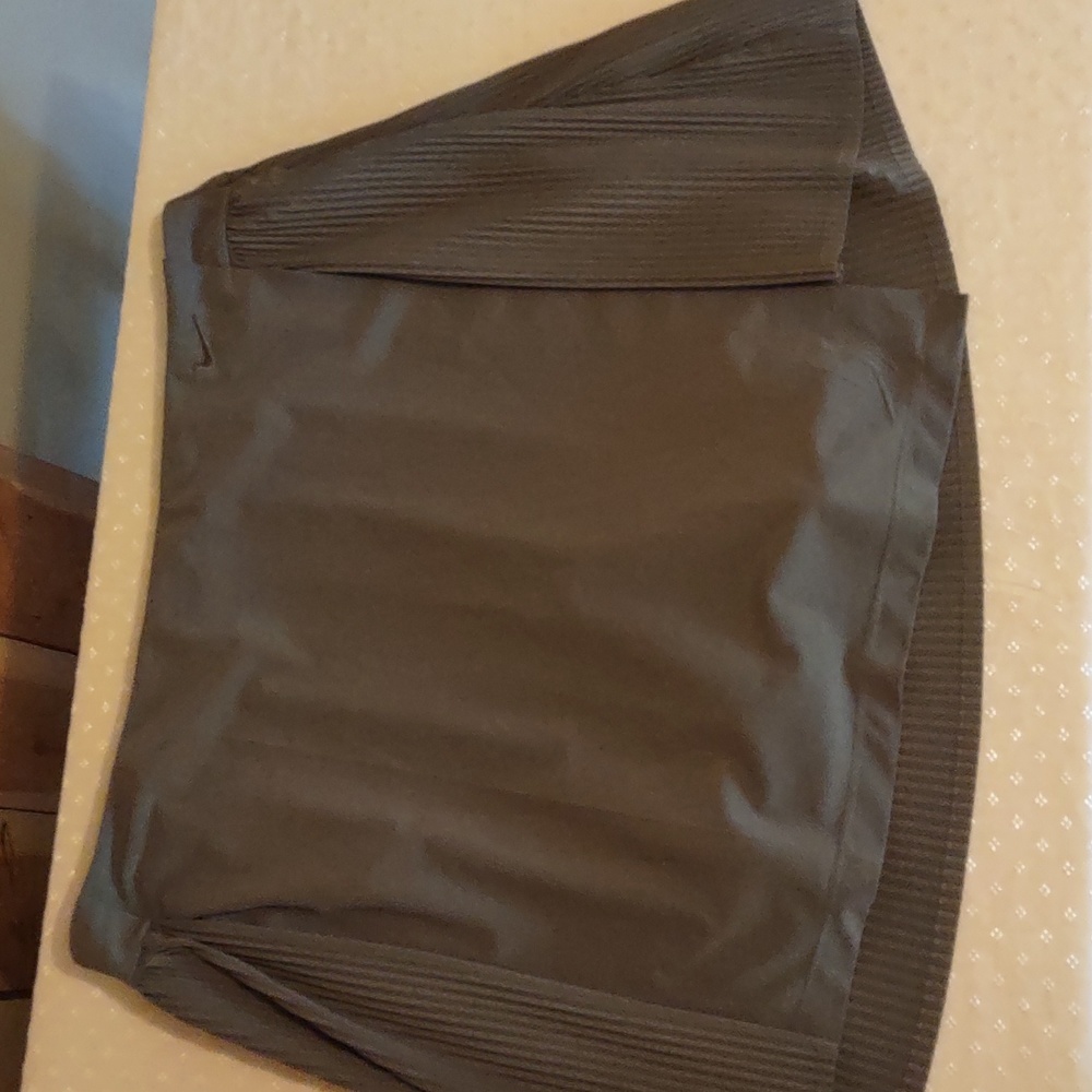 EUC NIKE XXL DRI FIT SKORT